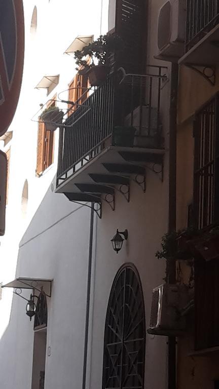 Zagarellai Apartment Alla Kalsa Fast Wi-Fi Palermo Exteriör bild