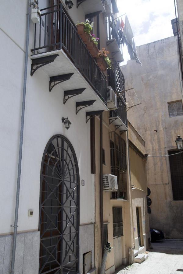 Zagarellai Apartment Alla Kalsa Fast Wi-Fi Palermo Exteriör bild